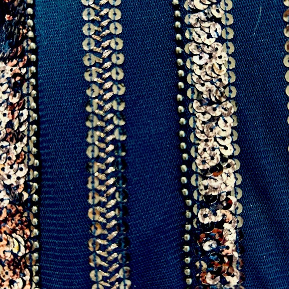 Sequined Racerback Tank Top - Picture 6 of 7